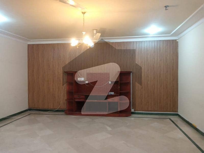 ای ۔ 11 اسلام آباد میں 3 کمروں کا 16 مرلہ بالائی پورشن 1.15 لاکھ میں کرایہ پر دستیاب ہے۔ ای ۔ 11 اسلام آباد میں 3 کمروں کا 16 مرلہ بالائی پورشن 1.15 لاکھ میں کرایہ پر دستیاب ہے۔
