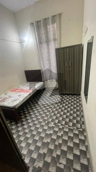 In Girl'S Hostel Separate Room For Rent Only For Girls