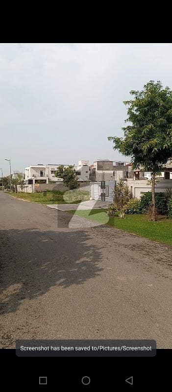 Phase 8 Air AVENUE Among The Houses