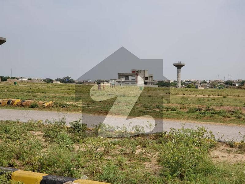 I-11 /2 25*40 Plot Available For Sale I-11 /2 25*40 Plot Available For Sale