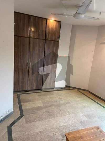 10 Marla Upper Portion Available For Rent With Gas
