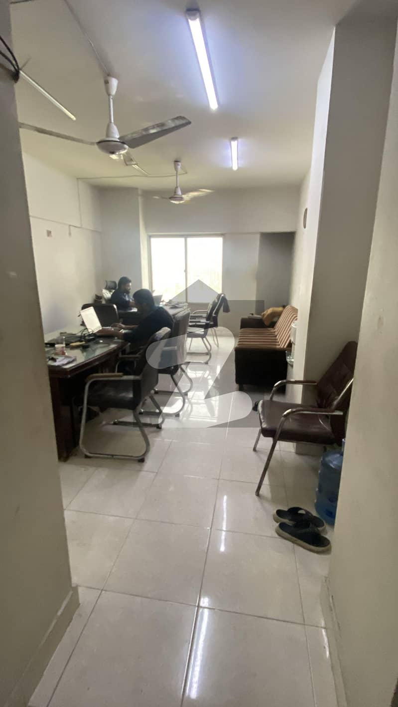 Main Share Faisal Office For Rent Main Share Faisal Office For Rent
