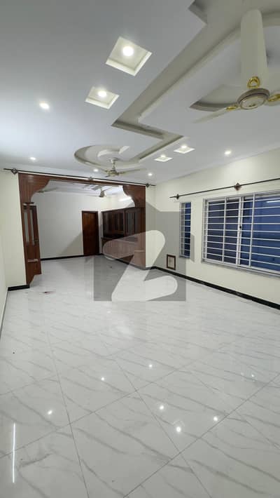 Brand New House 10 Marla For Rent