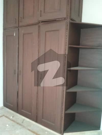 10 MARLA FULL (with 3 beds)