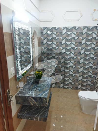 5 MARLA GROUND FLOOR AVAILABLE FOR RENT