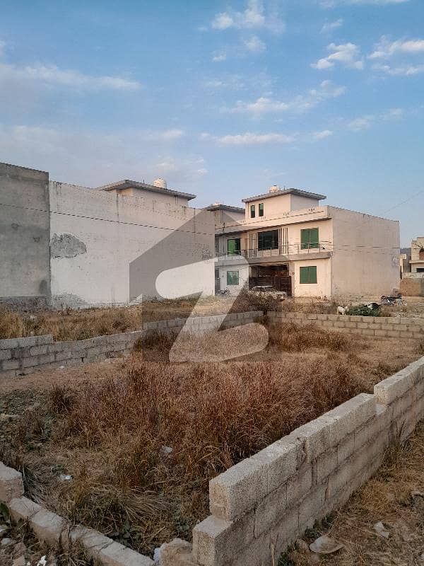 5 Marla Plot For Sale