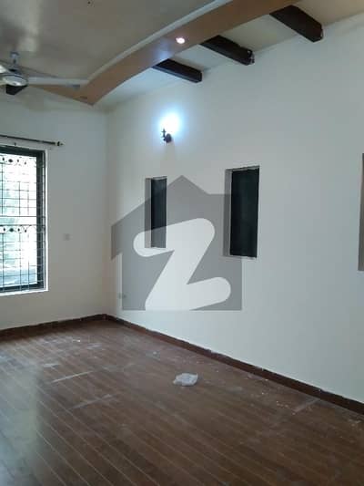 10 Marla Lower Portion Available for Rent