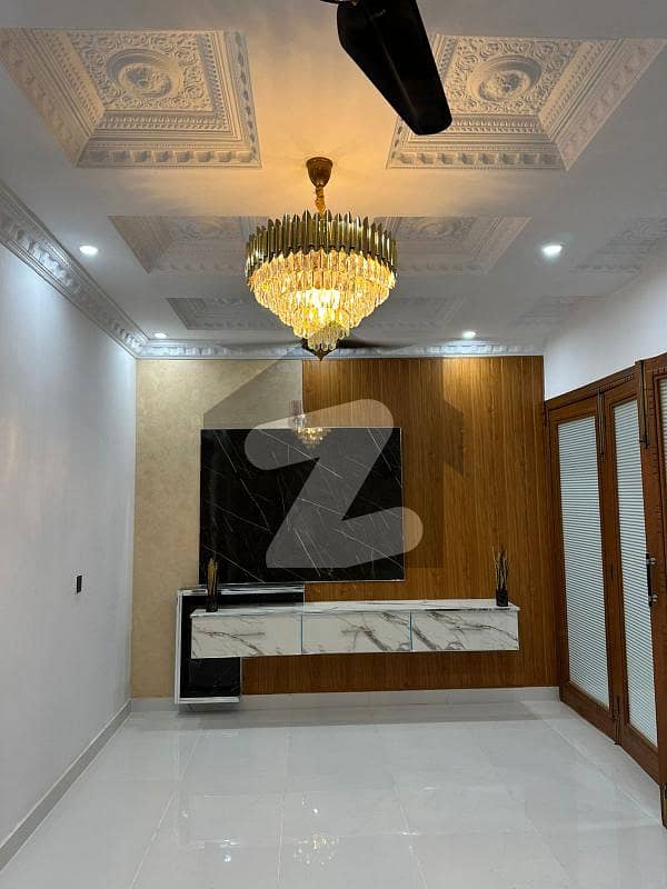 5 Marla Beautifully Designed House For Sale And Direct Meeting With Owner In Park View City Lahore.