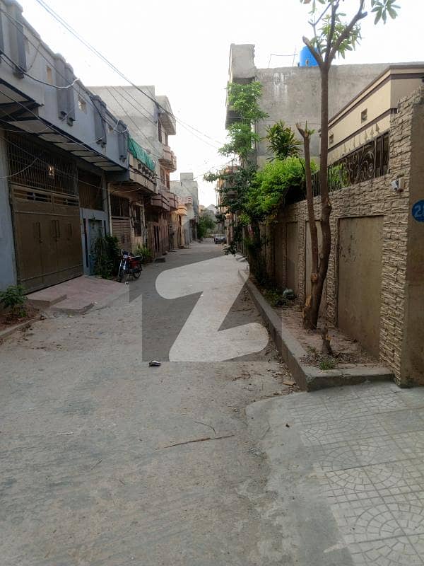 ترلائی اسلام آباد میں 4 کمروں کا 10 مرلہ مکان 2.15 کروڑ میں برائے فروخت۔ ترلائی اسلام آباد میں 4 کمروں کا 10 مرلہ مکان 2.15 کروڑ میں برائے فروخت۔