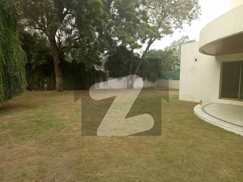 ماڈل ٹاؤن لاہور میں 5 کمروں کا 6 کنال مکان 72.0 کروڑ میں برائے فروخت۔ ماڈل ٹاؤن لاہور میں 5 کمروں کا 6 کنال مکان 72.0 کروڑ میں برائے فروخت۔