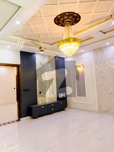 10 Marla Brand New Home For Sale