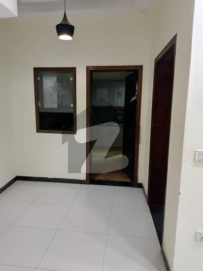 10 Marla Upper Portion Available For Rent