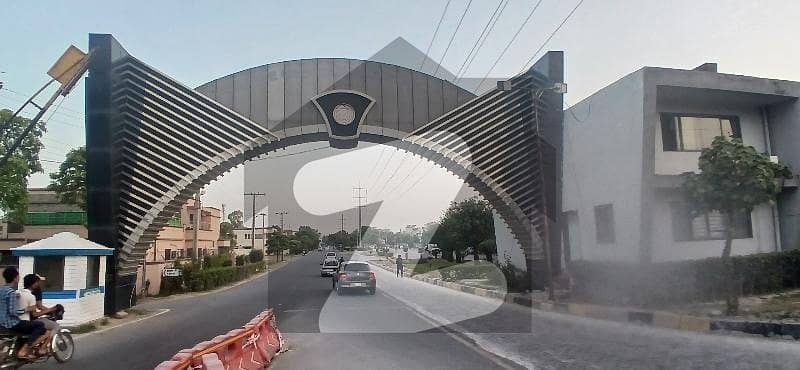 لیک سٹی میڈوز لاہور میں 8 مرلہ پلاٹ فائل 50.5 لاکھ میں برائے فروخت۔ لیک سٹی میڈوز لاہور میں 8 مرلہ پلاٹ فائل 50.5 لاکھ میں برائے فروخت۔