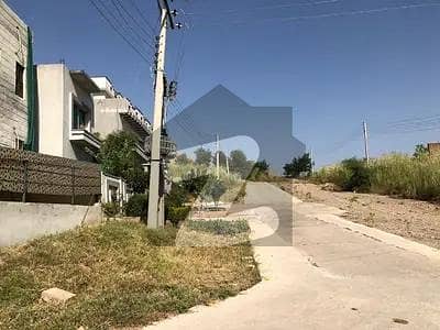 1 Kanal Corner Residential Plot Available For Sale.