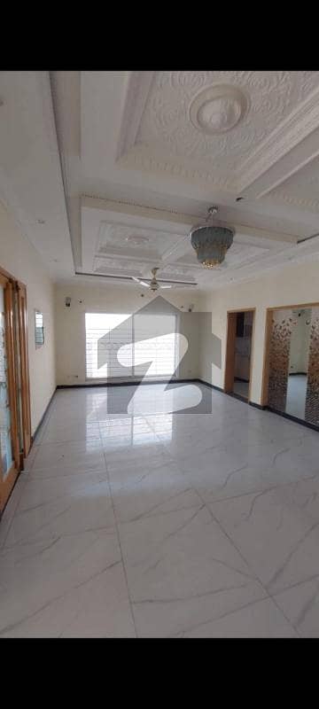 10 Marla Modern Design House For Rent In DHA Phase 3 Lahore. 10 Marla Modern Design House For Rent In DHA Phase 3 Lahore.