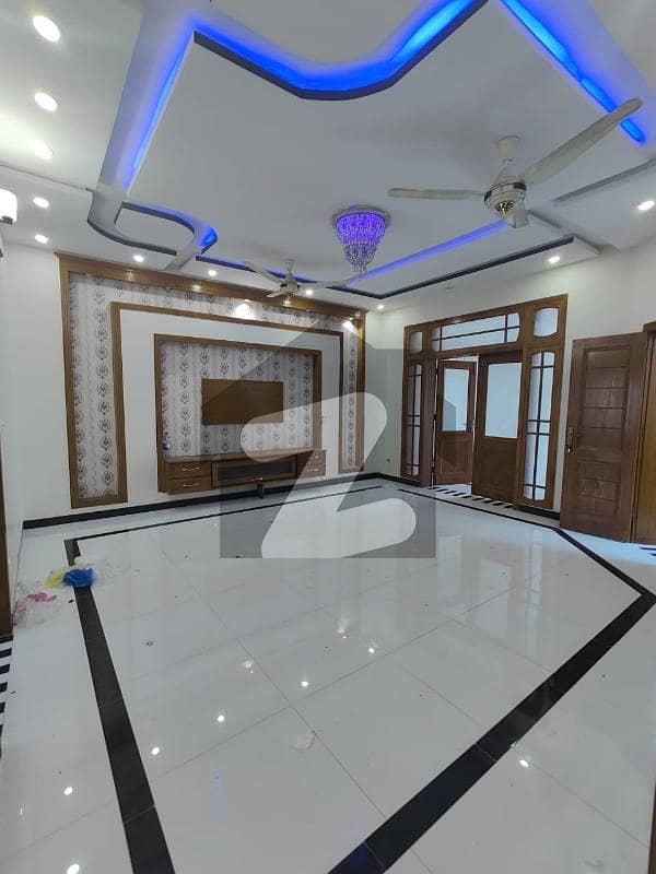 30x60 New Ground Portion For Rent In G-13 Islamabad 30x60 New Ground Portion For Rent In G-13 Islamabad