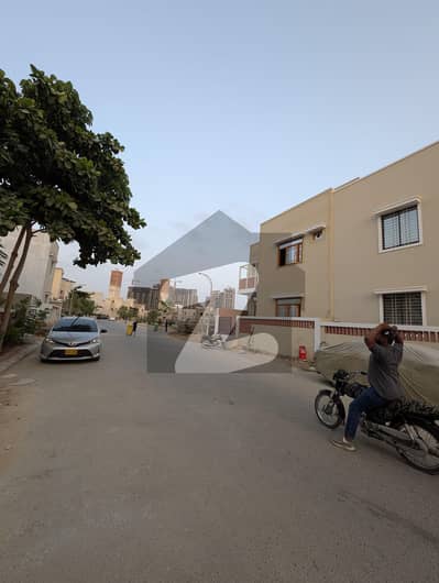 120 Gaz rent one unit Block C naya nazimabad