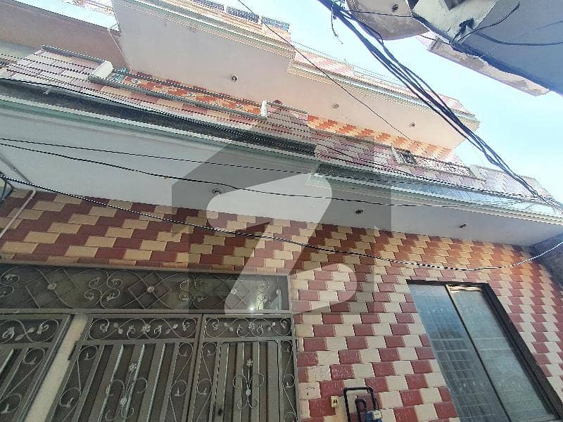 اعوان ٹاؤن لاہور میں 2 کمروں کا 3 مرلہ مکان 1.25 کروڑ میں برائے فروخت۔ اعوان ٹاؤن لاہور میں 2 کمروں کا 3 مرلہ مکان 1.25 کروڑ میں برائے فروخت۔