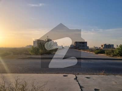 DHA CITY KARACHI SECTOR 3C 200 YARD 120 FEET FACING ROAF