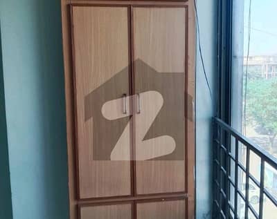 400 Square Yards Flat Is Available For rent 400 Square Yards Flat Is Available For rent