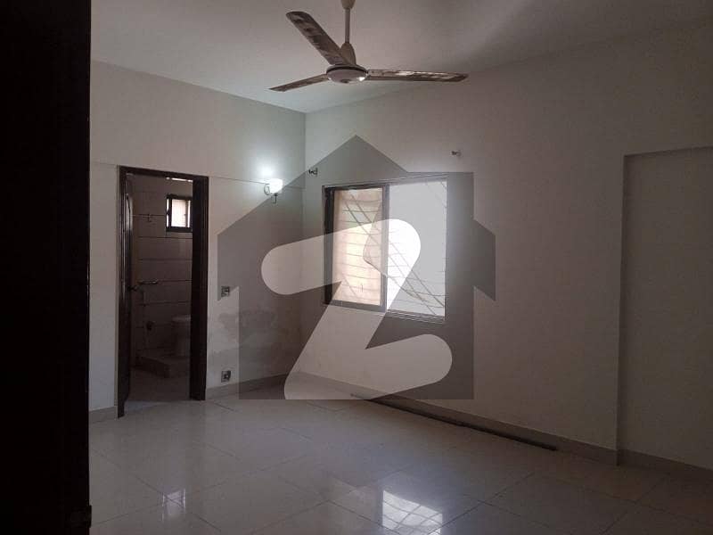 2400 Square Feet Spacious Flat Is Available In Gulshan-e-Iqbal - Block 10-A For sale 2400 Square Feet Spacious Flat Is Available In Gulshan-e-Iqbal - Block 10-A For sale