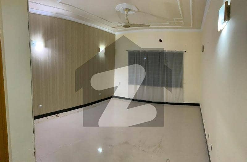 Decent House Available For Rent, E-11/3, Islamabad Decent House Available For Rent, E-11/3, Islamabad