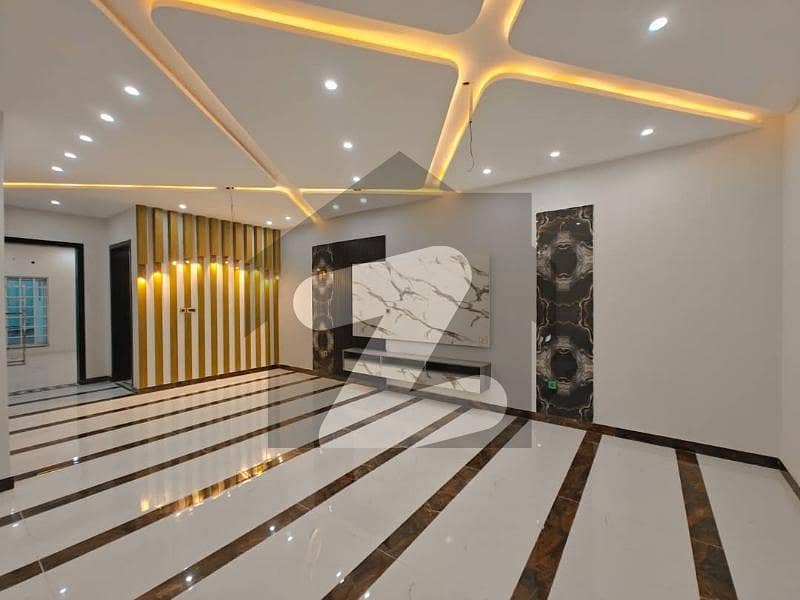 1 Kanal Beautiful House 1 Kanal Beautiful House