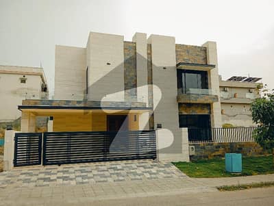 HOUSE FOR SALE IN DHA 2 Sector B