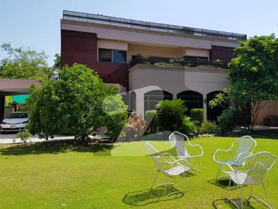 32 Marla Luxurious Bungalow On Top Location For Sale in St John Park Lahore Cantt Lahore 32 Marla Luxurious Bungalow On Top Location For Sale in St John Park Lahore Cantt Lahore