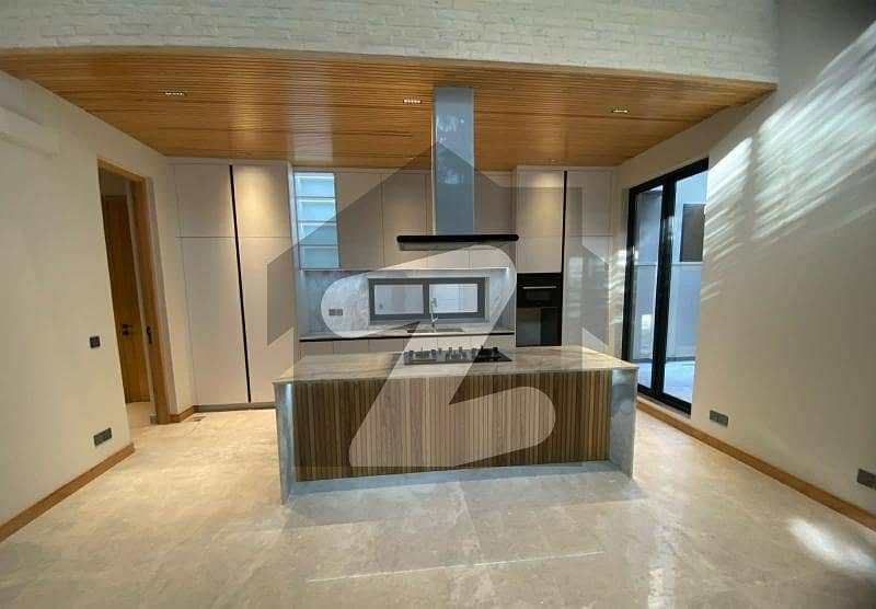 Brand New Luxury 6 Bedroom Mansion Brand New Luxury 6 Bedroom Mansion
