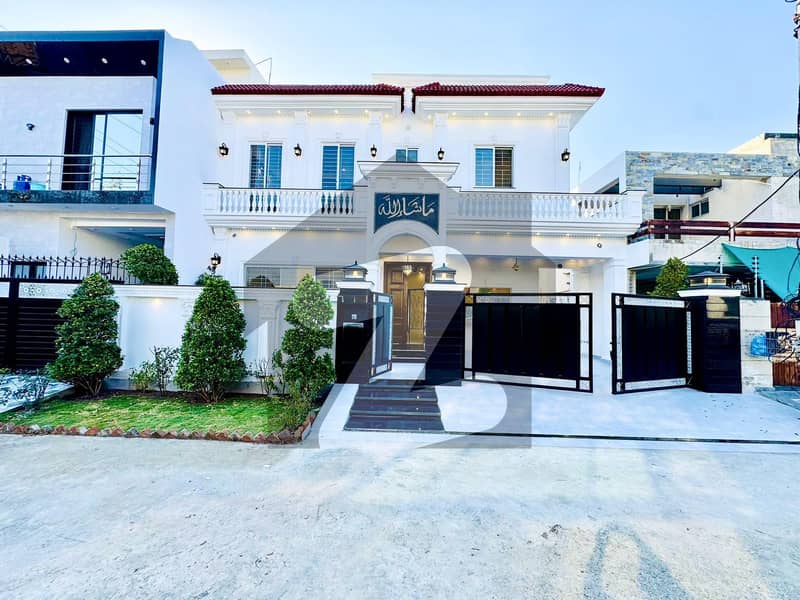 Solid Owner Built 10 Marla white Palace for Sale in Lake City Meadows Ex State Life Housing Society Phase 1 Solid Owner Built 10 Marla white Palace for Sale in Lake City Meadows Ex State Life Housing Society Phase 1