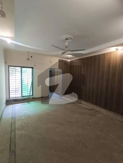 1 KANAL LOWER PORTION FOR RENT