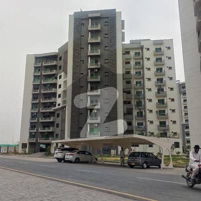 12 MARLA BRAND NEW APARTMENT AVAILABLE FOR RENT