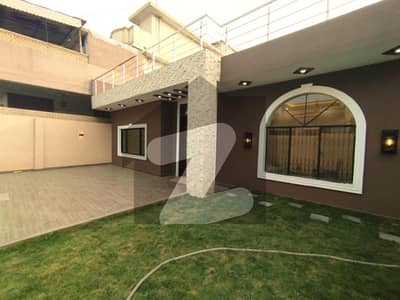 10 Marla Beautiful Double Storey House Available For Sale In Lalazar Rawalpindi