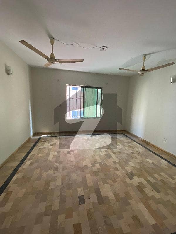 Reserve A Centrally Located Flat Of 950 Square Feet In Rahat Commercial Area Reserve A Centrally Located Flat Of 950 Square Feet In Rahat Commercial Area
