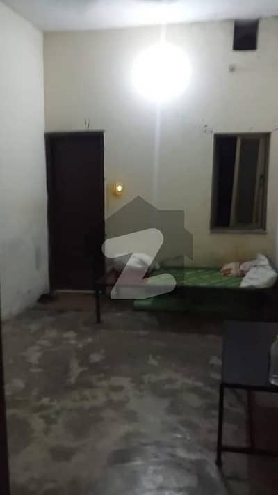 5 Marla Triple Story House For Sale All Facilities Are Available In Chatha Bukhtwar,Islamabad. 5 Marla Triple Story House For Sale All Facilities Are Available In Chatha Bukhtwar,Islamabad.
