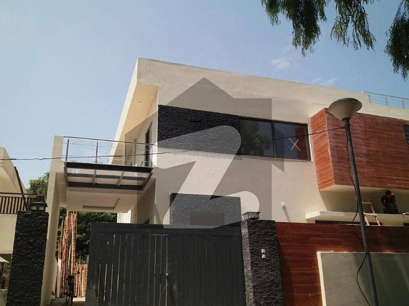ایف ۔ 8 اسلام آباد میں 3 کمروں کا 1 کنال زیریں پورشن 5.0 لاکھ میں کرایہ پر دستیاب ہے۔ ایف ۔ 8 اسلام آباد میں 3 کمروں کا 1 کنال زیریں پورشن 5.0 لاکھ میں کرایہ پر دستیاب ہے۔