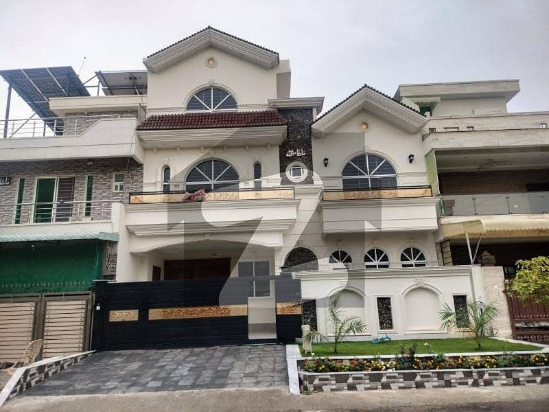 35x70 brand new house for sale in G13 35x70 brand new house for sale in G13