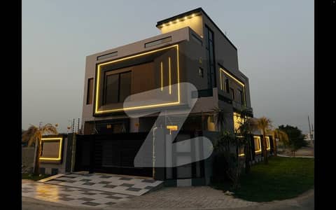 10 Marla Brand New Modern House