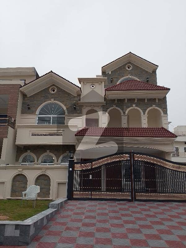 Luxury House For Sale In D-12/2 Luxury House For Sale In D-12/2