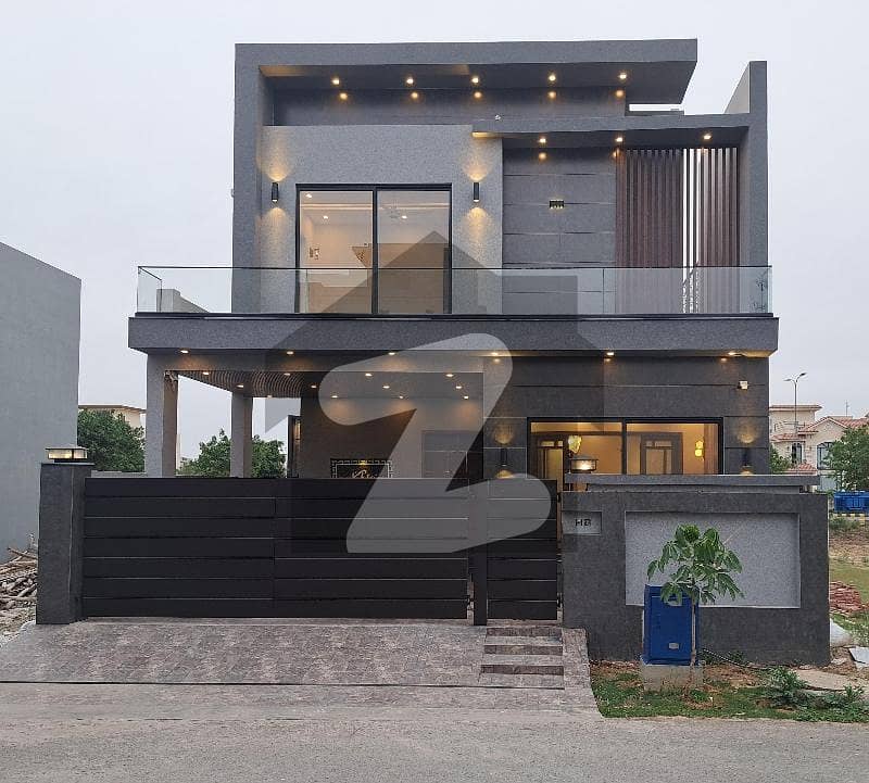 10 Marla Barnd New House For Rent 10 Marla Barnd New House For Rent