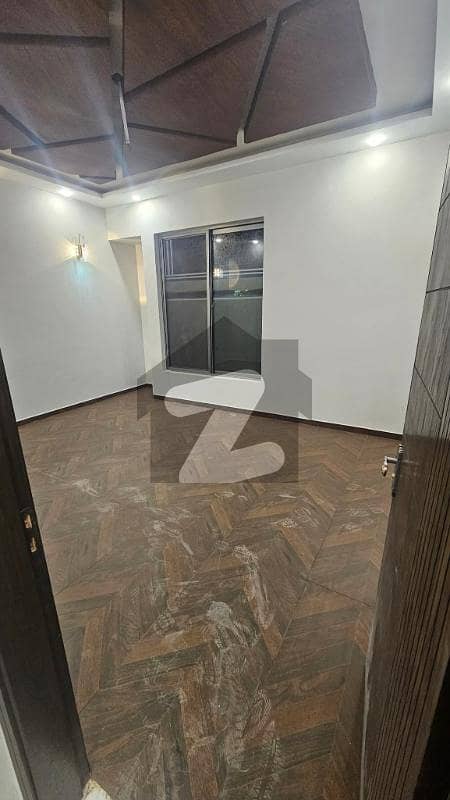 Flat Available For Real In Shaheedemillat Flat Available For Real In Shaheedemillat
