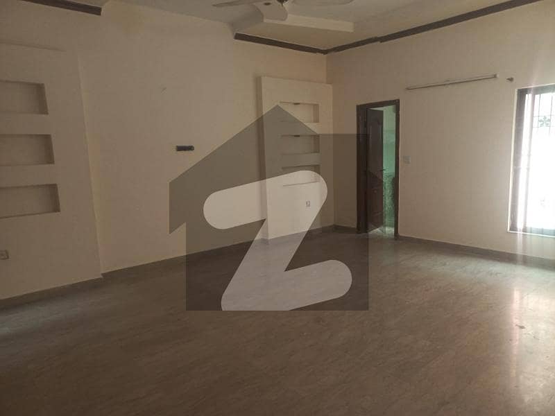 E-11 Out Class Location Upper Portion For Rent E-11 Out Class Location Upper Portion For Rent