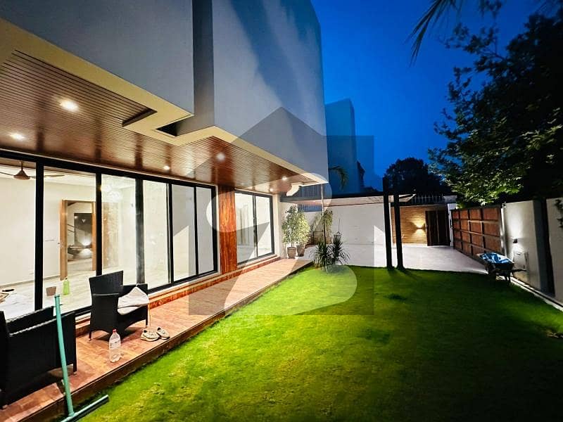 F-7 BRAND NEW HOUSE FOR RENT F-7 BRAND NEW HOUSE FOR RENT