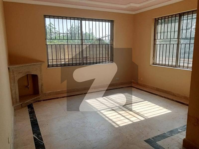 beautiful ground+upper 4 bed attach bath vip lawn beautiful ground+upper 4 bed attach bath vip lawn