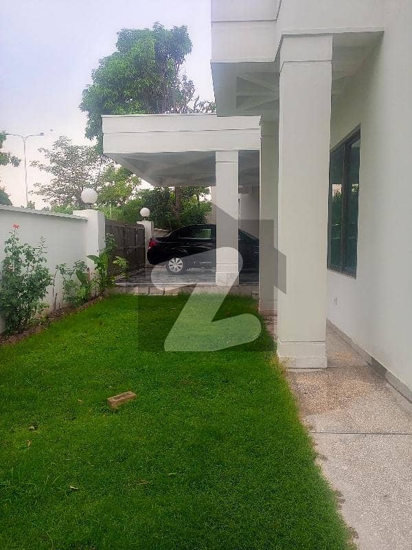 Beautiful House For Rent In F-11 Beautiful House For Rent In F-11