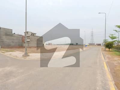 پارک ویو سٹی ۔ کرسٹل بلاک پارک ویو سٹی,لاہور میں 10 مرلہ رہائشی پلاٹ 1.25 کروڑ میں برائے فروخت۔
