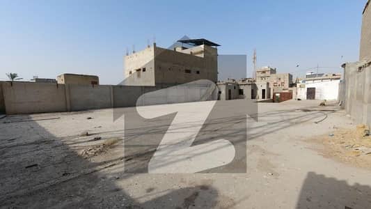 Highly-Desirable Prime Location 600 Square Yards Warehouse Available In North Karachi - Sector 1-A/1 Highly-Desirable Prime Location 600 Square Yards Warehouse Available In North Karachi - Sector 1-A/1