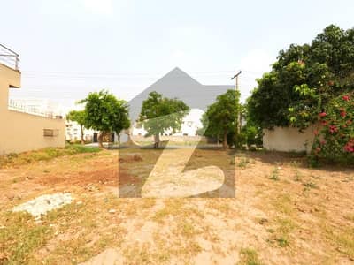 2 Kanal Plot Is Available For Sale.
