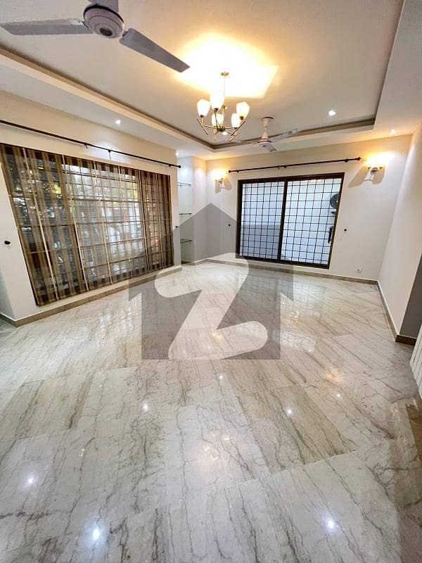 Beautiful House For Sale In F-10 Beautiful House For Sale In F-10